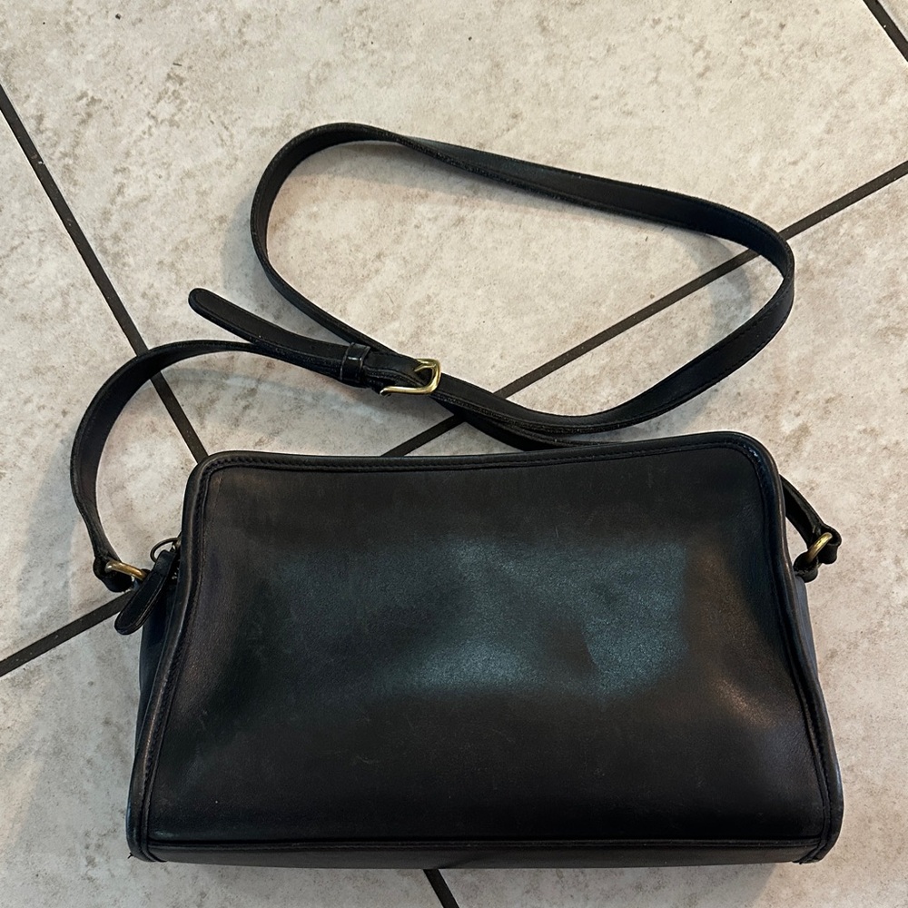 Coach Sutton Black Leather Crossbody Bag 9814